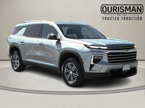 2024 Chevrolet Traverse LT