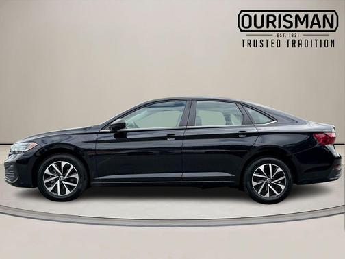Deep Black Pearl Effect 2024 Volkswagen Jetta 1.5T S