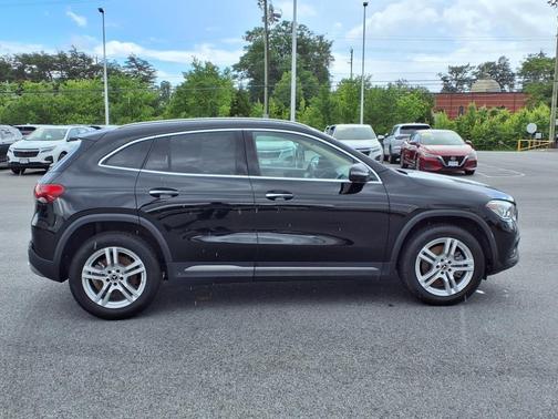 2021 Mercedes-Benz GLA 250 Base 4MATIC