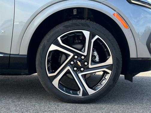 2026 Chevrolet Equinox EV LT 2