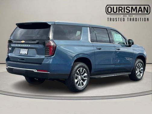 2025 Chevrolet Suburban LS