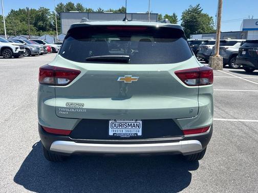 Green 2026 Chevrolet Trailblazer LT