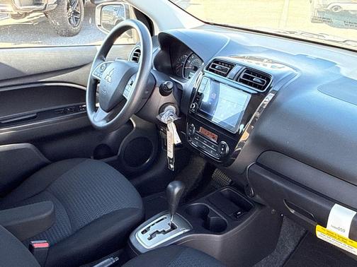 2024 Mitsubishi Mirage G4 LE