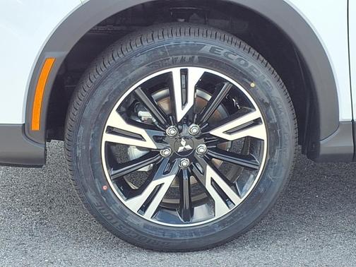 2025 Mitsubishi Eclipse Cross SE