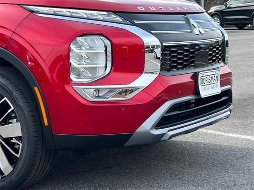 2026 Mitsubishi Outlander SE