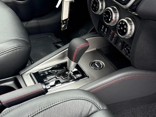 2025 Mitsubishi Outlander Sport 2.0 LE