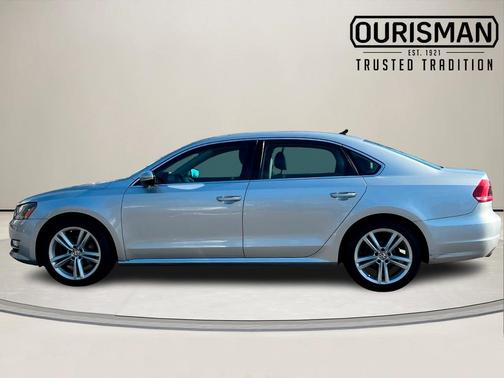 2012 Volkswagen Passat 3.6 SE