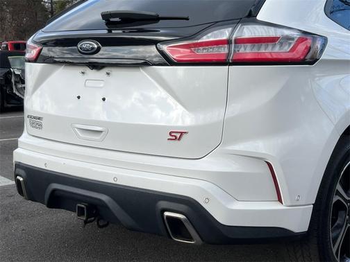 2020 Ford Edge ST