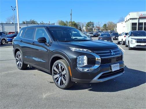 2025 Mitsubishi Outlander SE