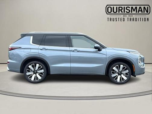 2025 Mitsubishi Outlander SEL