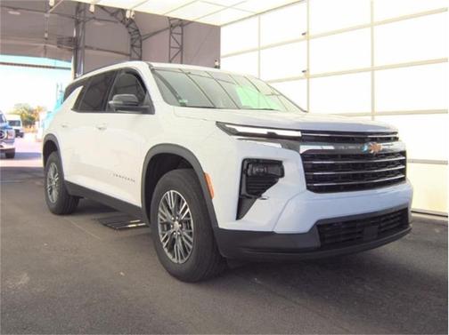 2024 Chevrolet Traverse LT