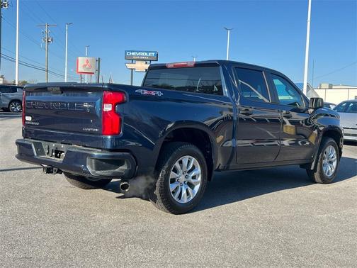 2020 Chevrolet Silverado 1500 Custom