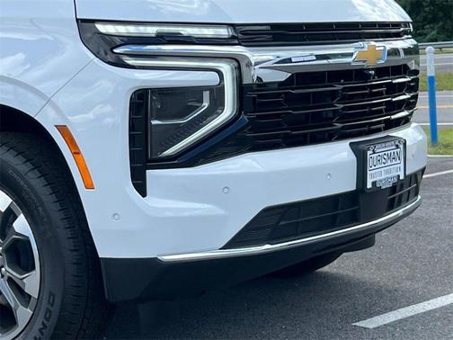 2025 Chevrolet Suburban LS