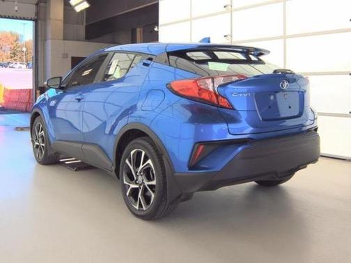 2021 Toyota C-HR XLE