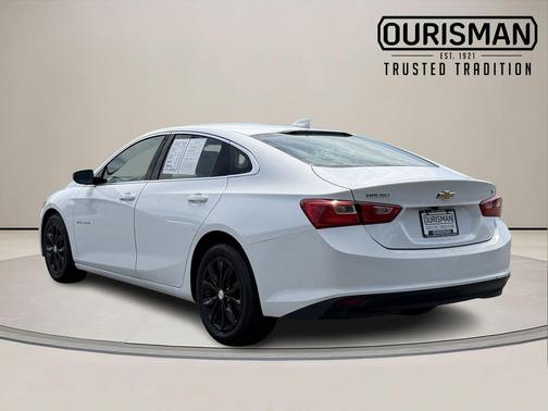 Summit White 2023 Chevrolet Malibu LT
