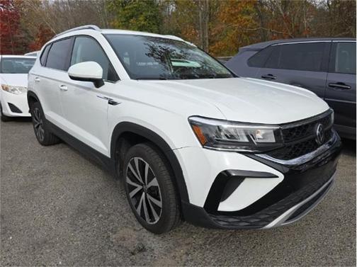 2024 Volkswagen Taos 1.5T SE