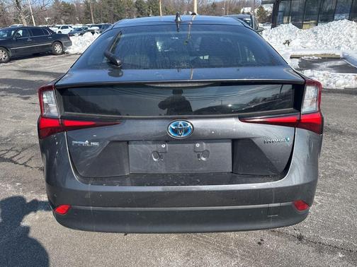 2022 Toyota Prius LE