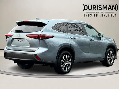 2024 Toyota Highlander XLE