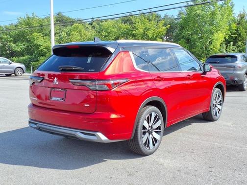 2025 Mitsubishi Outlander SEL
