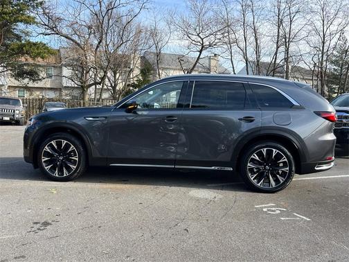 2024 Mazda CX-90 PHEV Premium Plus