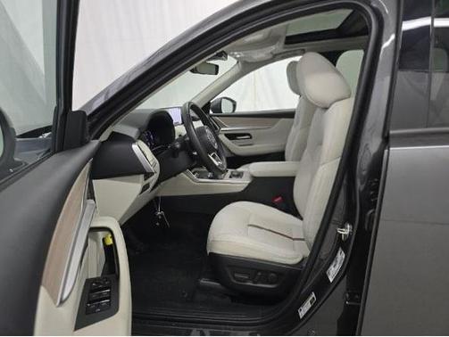 2024 Mazda CX-90 PHEV Premium Plus