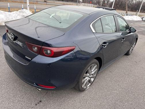 2024 Mazda Mazda3 FWD w/Preferred Package