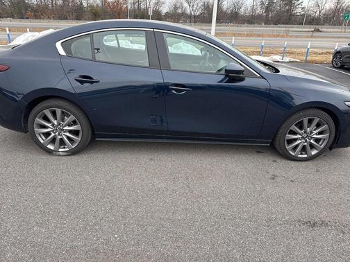 2024 Mazda Mazda3 FWD w/Preferred Package