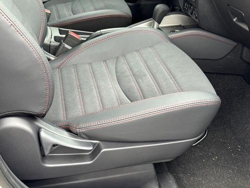 2025 Mitsubishi Outlander Sport 2.0 SE