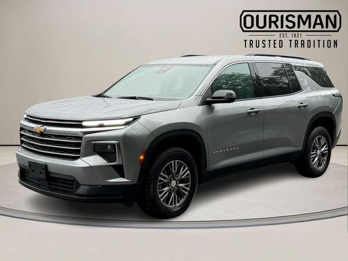 Sterling Gray Metallic 2024 Chevrolet Traverse LT