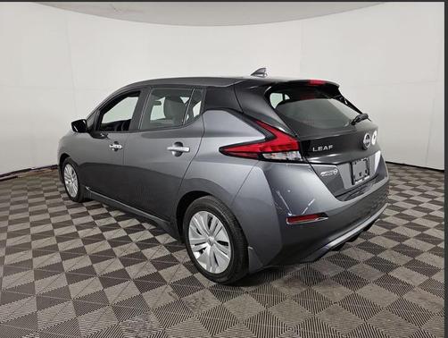 2023 Nissan Leaf S