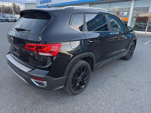 2022 Volkswagen Taos 1.5T SE