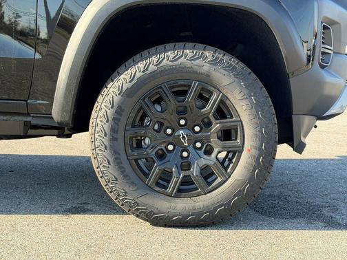 Black 2026 Chevrolet Colorado Trail Boss