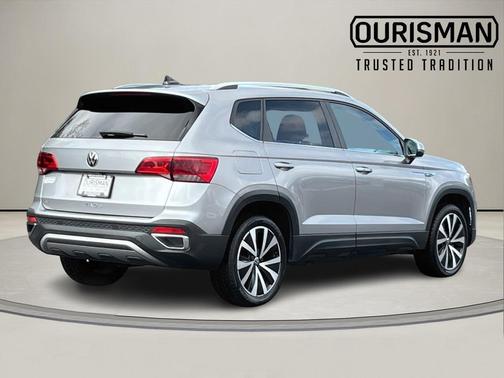 2024 Volkswagen Taos 1.5T SE