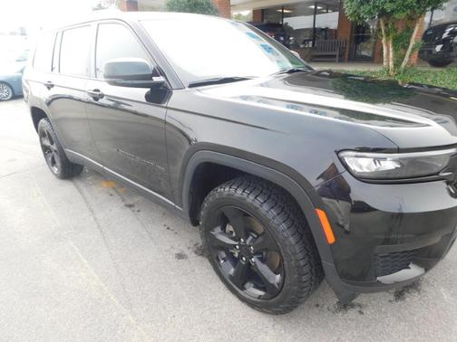 2024 Jeep Grand Cherokee L Laredo