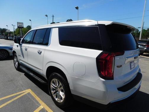 White 2021 GMC Yukon XL SLT