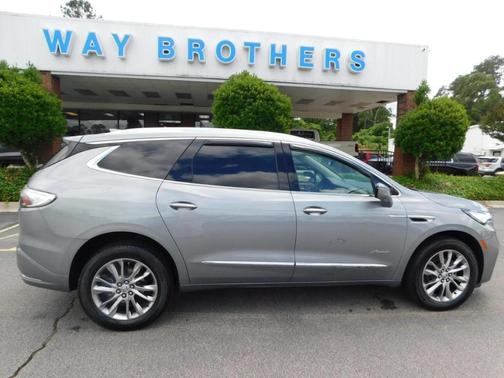 Moonstone Gray Metallic 2023 Buick Enclave Avenir