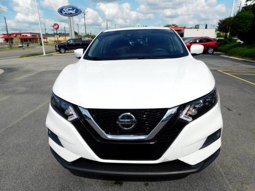 2020 Nissan Rogue Sport S