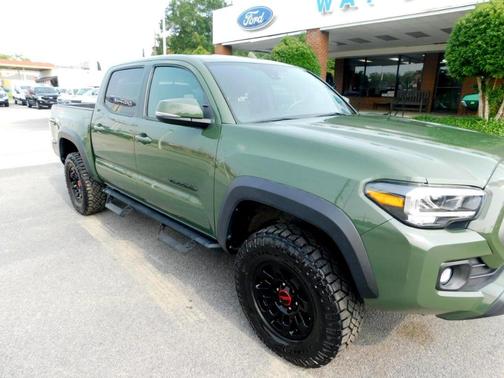 2022 Toyota Tacoma TRD Off Road