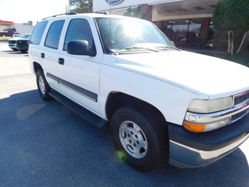 2004 Chevrolet Tahoe LS