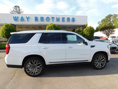 Glacier White 2026 GMC Yukon Denali Ultimate