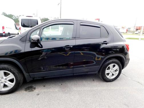 2022 Chevrolet Trax LS