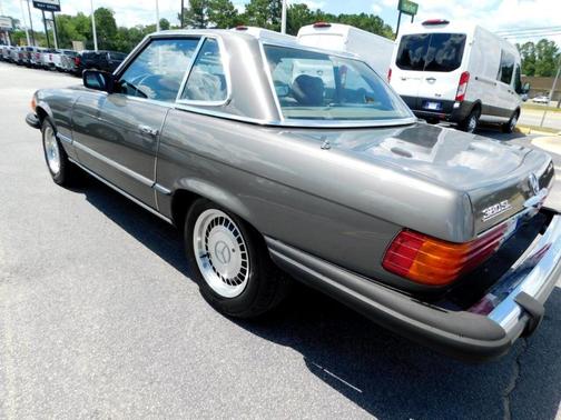 1983 Mercedes-Benz SL-Class 380SL