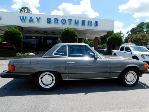 1983 Mercedes-Benz SL-Class 380SL