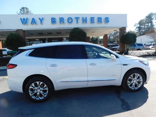 2020 Buick Enclave Avenir