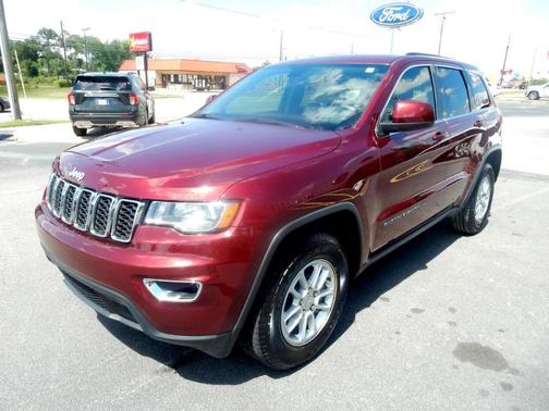 Photo 4 of 35 of 2019 Jeep Grand Cherokee Altitude