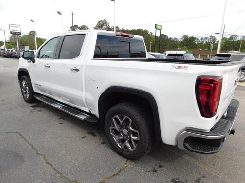 Summit White 2026 GMC Sierra 1500 SLT