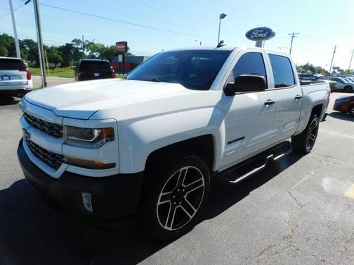 White 2016 Chevrolet Silverado 1500 LT