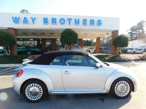 2016 Volkswagen Beetle 1.8T S