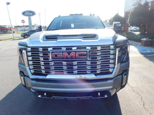 Sterling 2026 GMC Sierra 2500 Denali
