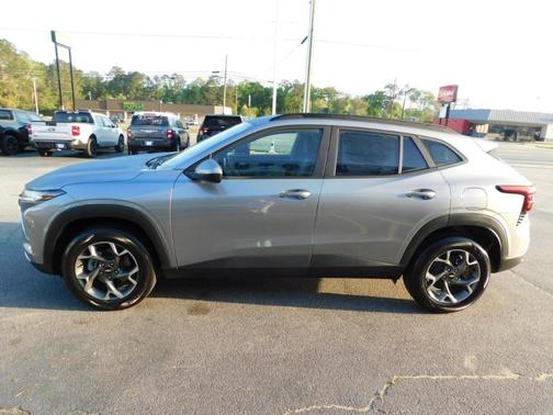 Gray 2026 Chevrolet Trax LT